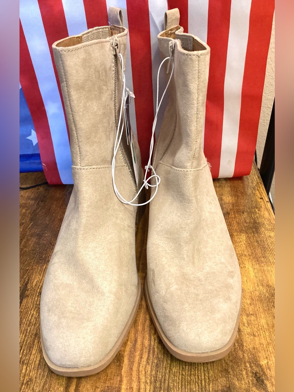 Women's Ashely Low Block Ankle Boots Memory Foam Universal Thread Size 10 New - Picture 2 of 6